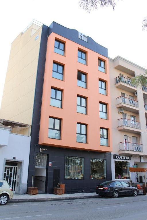 Hotel Ciutat D'Ампоста Экстерьер фото